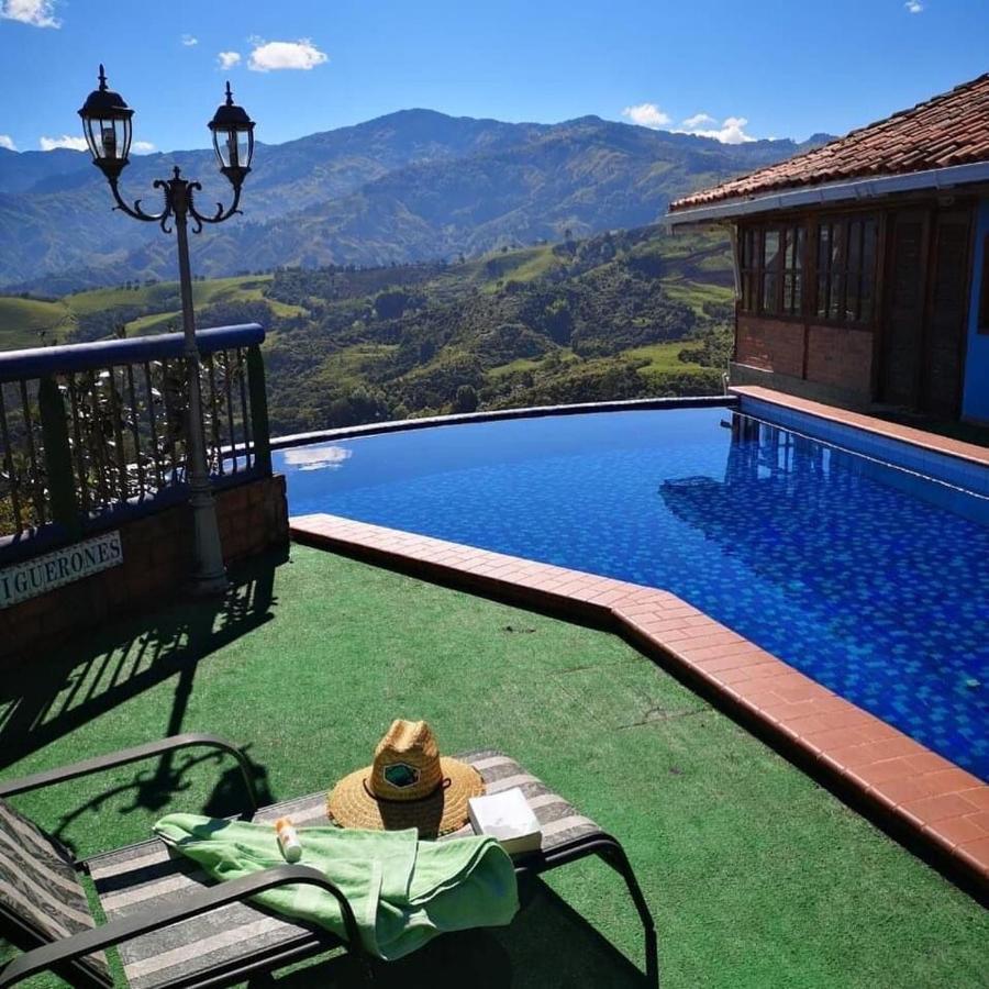 Castillo De Cascadas Finca Hotel Salamina المظهر الخارجي الصورة