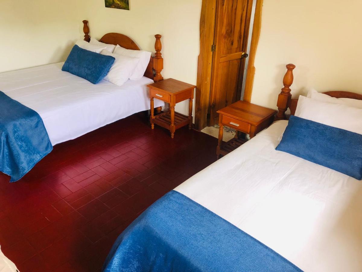 Castillo De Cascadas Finca Hotel Salamina المظهر الخارجي الصورة